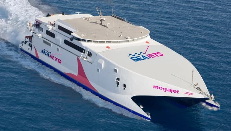 Day 07: Santorini - Athens - By Ferry