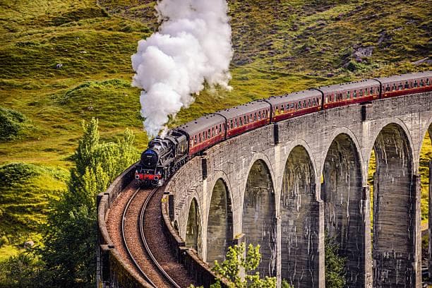 DAY 09: OBAN - HARRY POTTER, GLENFINNAN VIADUCT & HIGHLAND TOUR
